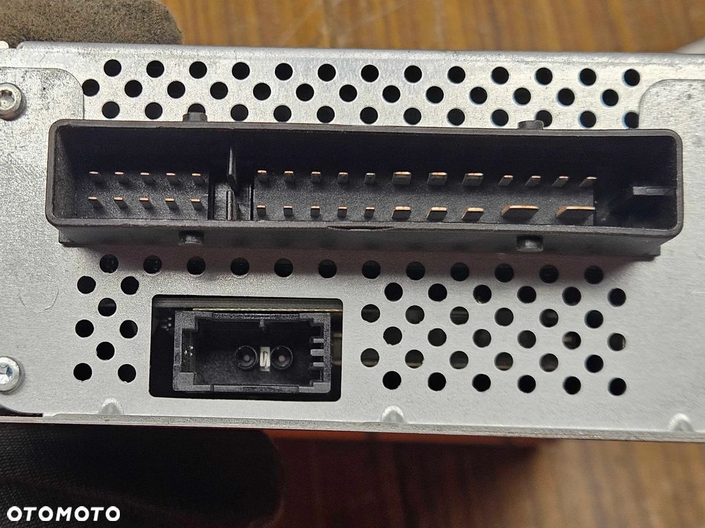 Wzmacniacz 4F0035223 4F0910223B Moduł Audio Głośnikow Radia Tuner Radia Aplituner Audi A6 C6 - 9