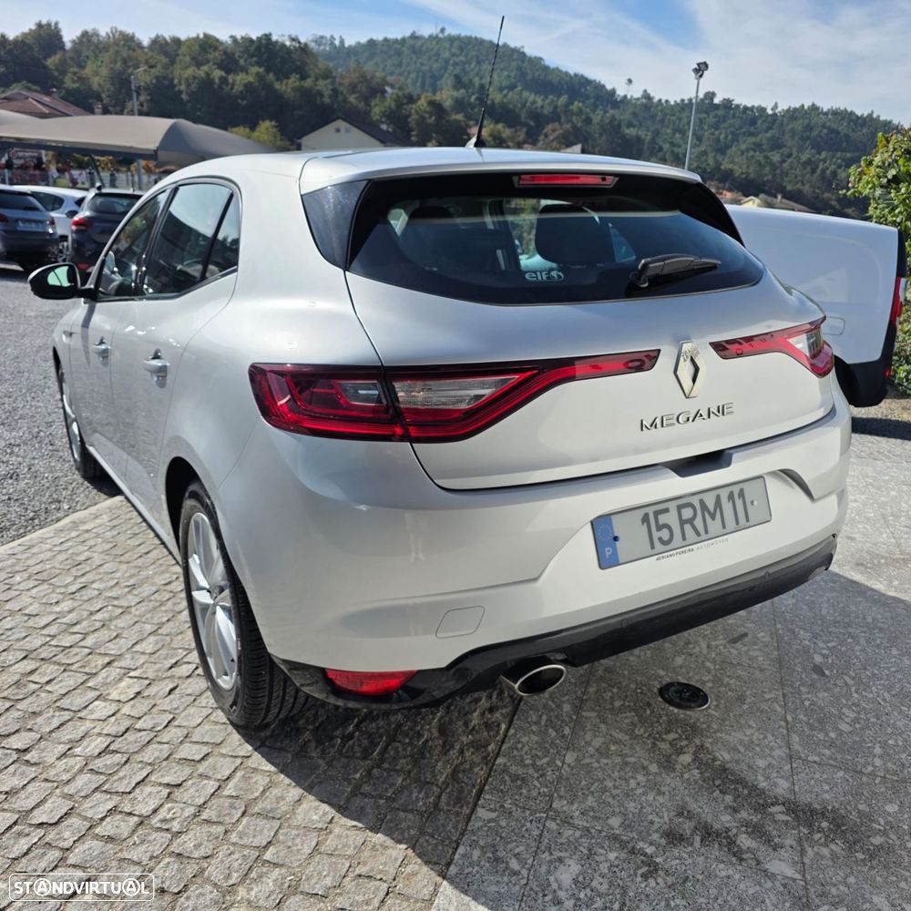 Renault Mégane 1.5 dCi Intens - 16