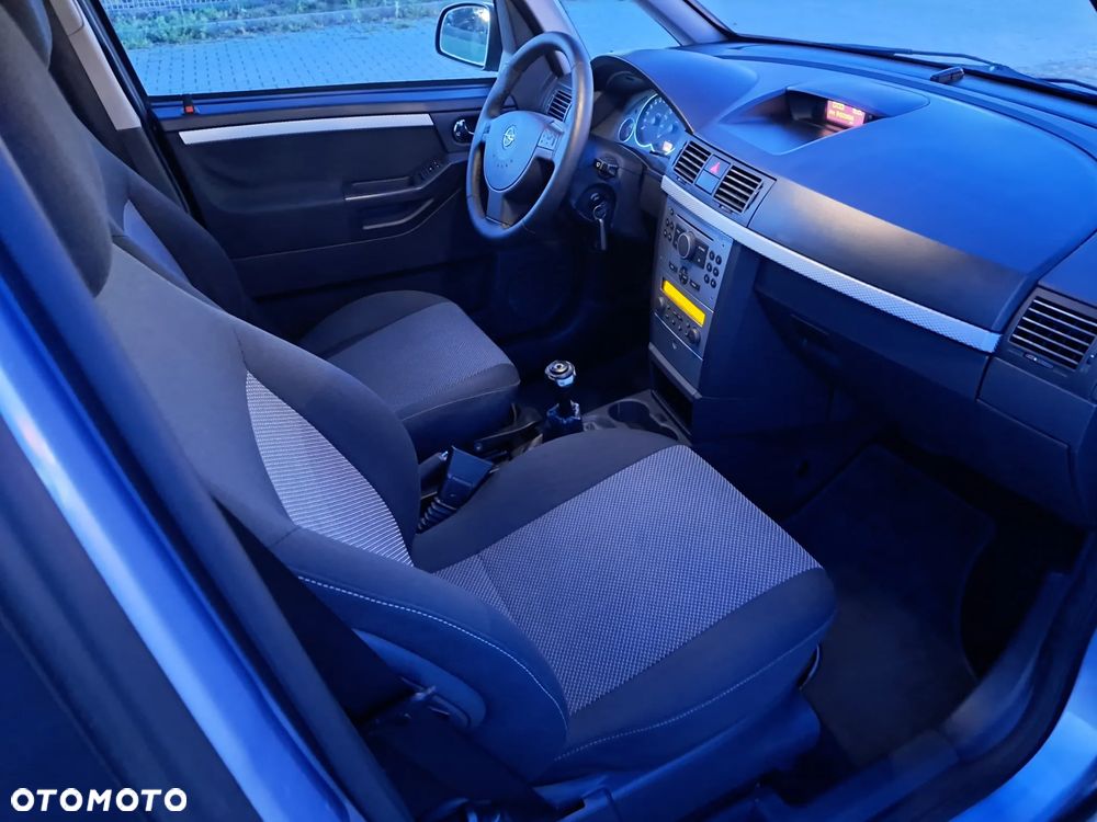 Opel Meriva - 12