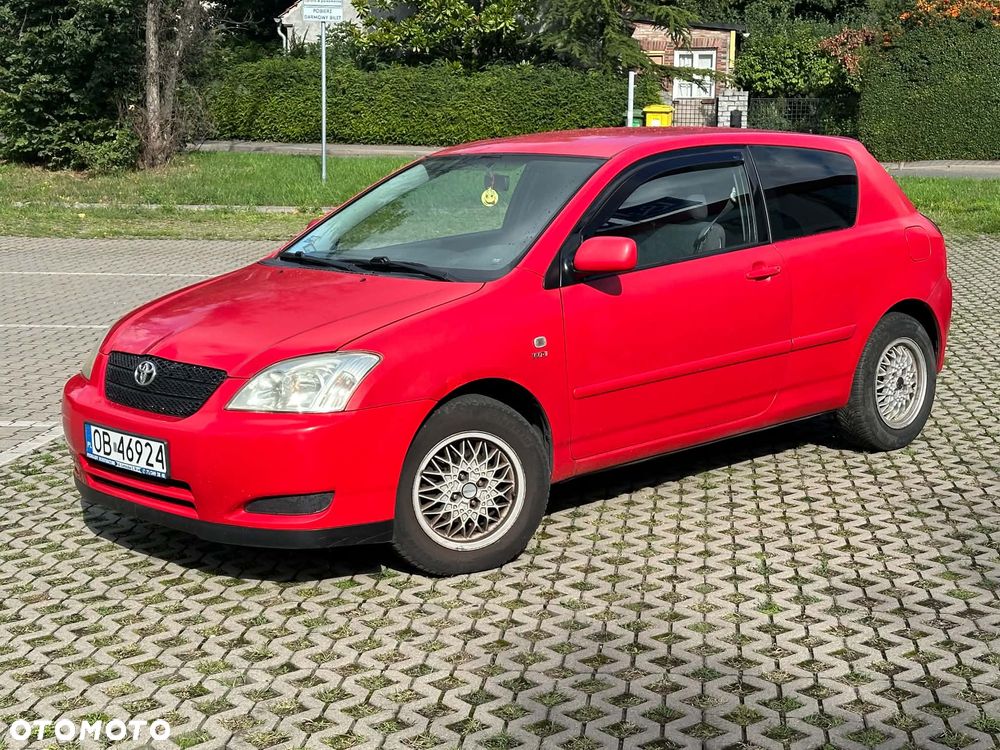 Toyota Corolla - 1