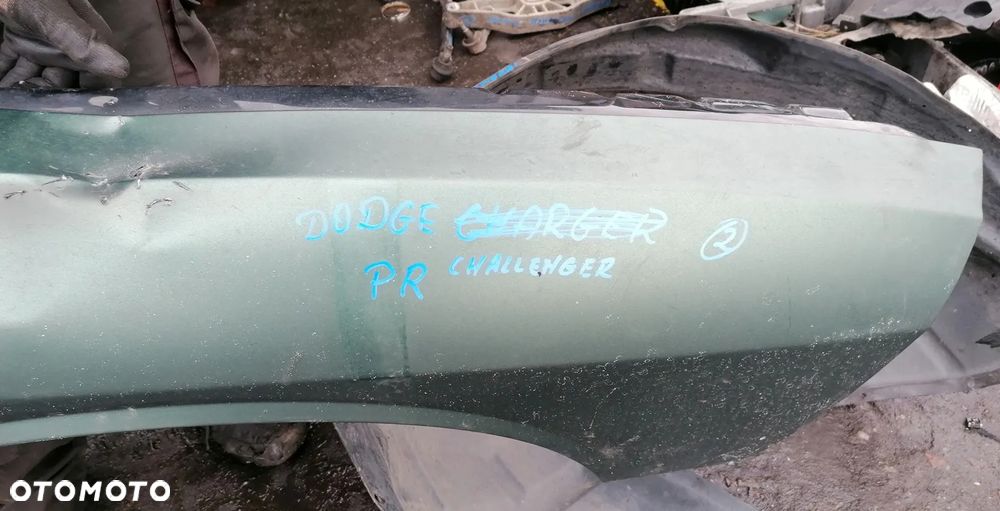 DODGE CHALLENGER 13r BŁOTNIK PRAWY PRZÓD - 3