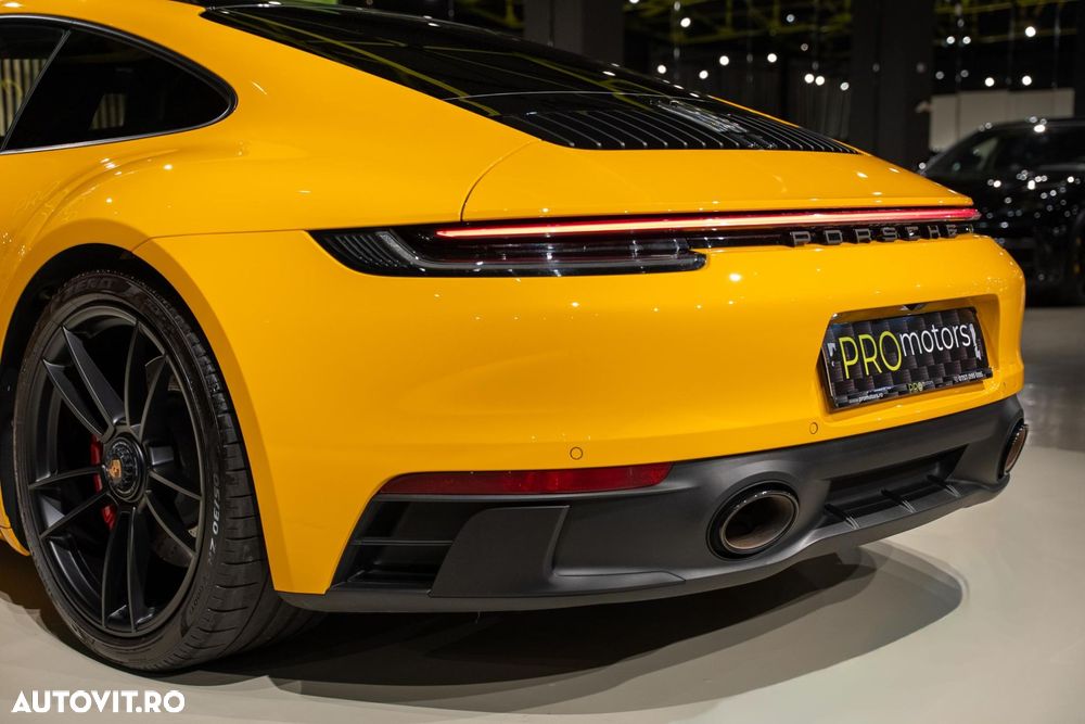 Porsche 911 - 17