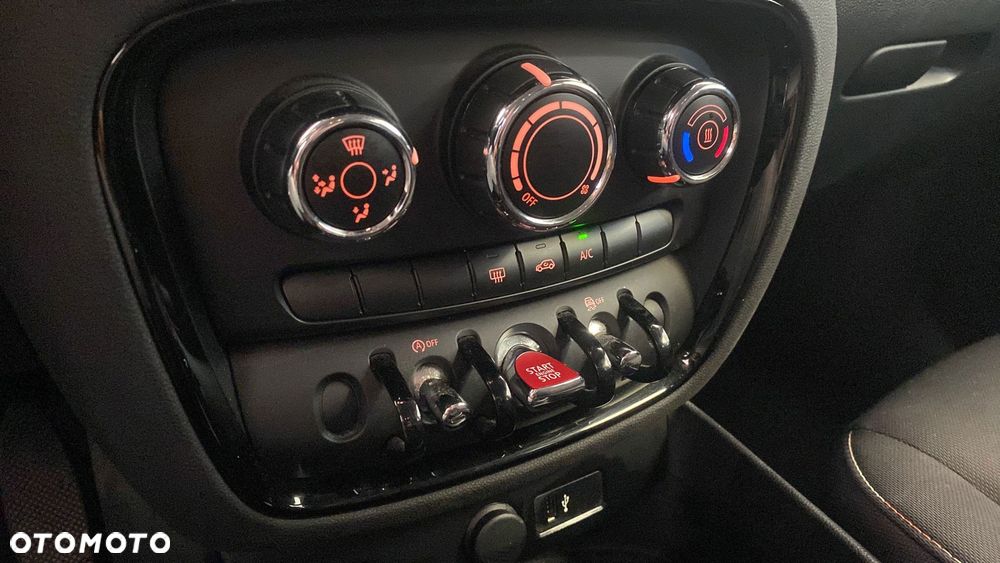 MINI Clubman One - 19
