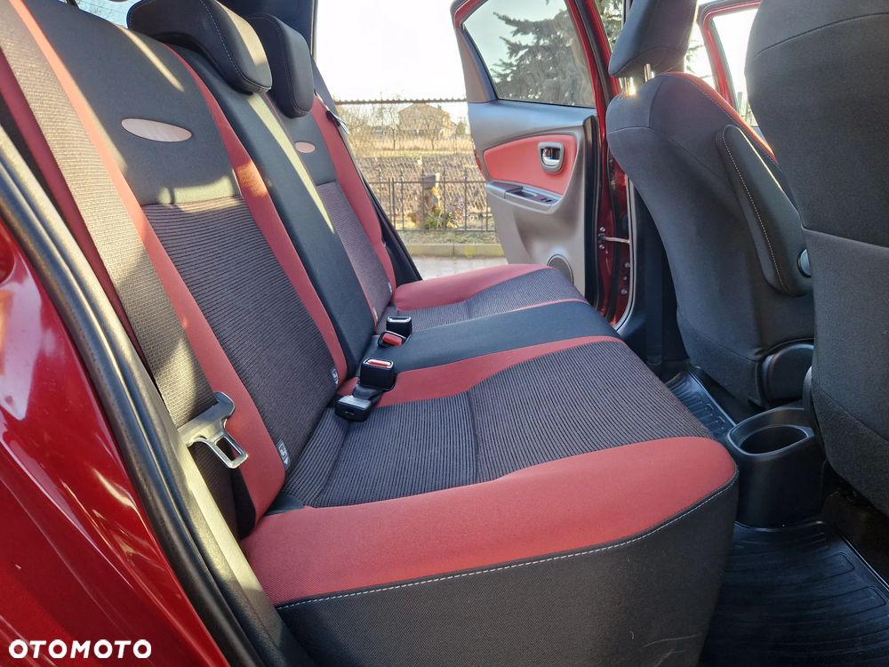 Toyota Yaris 1.5 Selection CVT - 17