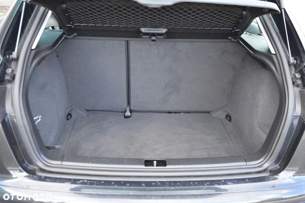 Audi A3 Sportback - 8