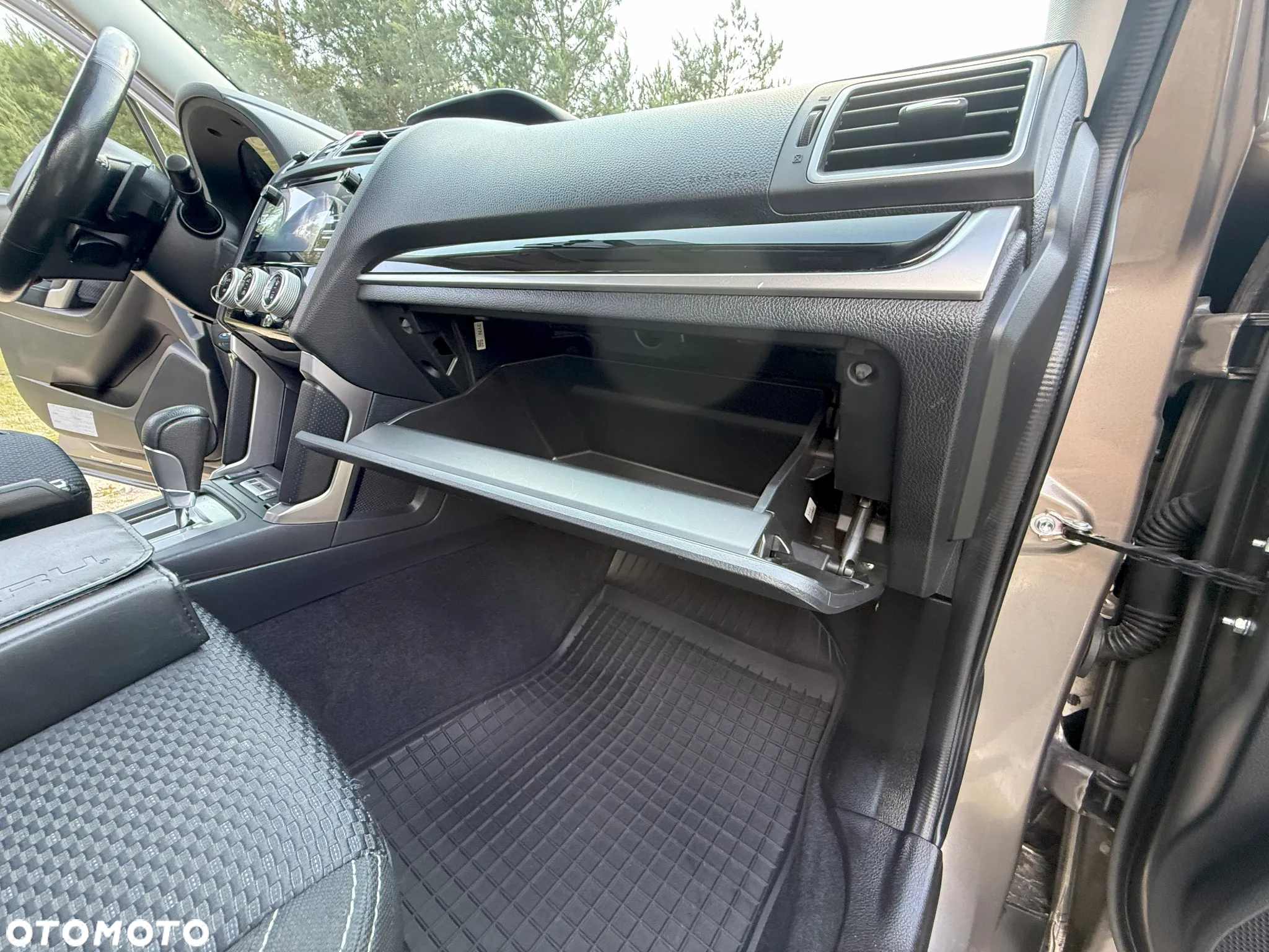 Subaru Forester 2.0i Comfort Lineartronic - 27