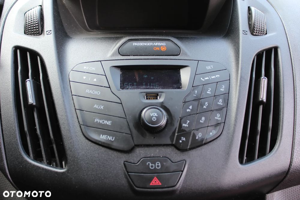 Ford Tourneo Connect Gr 1.6 TDCi Titanium - 32