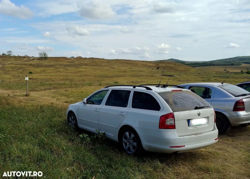 Skoda Octavia 1.6 TDI DPF Elegance - 25