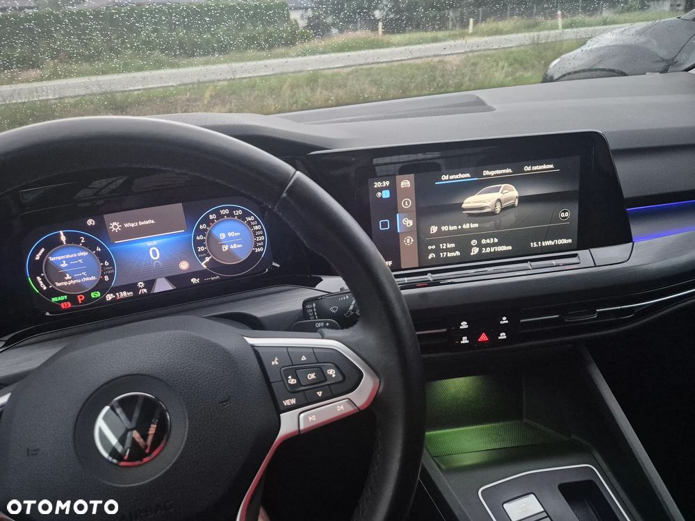 Volkswagen Golf - 16