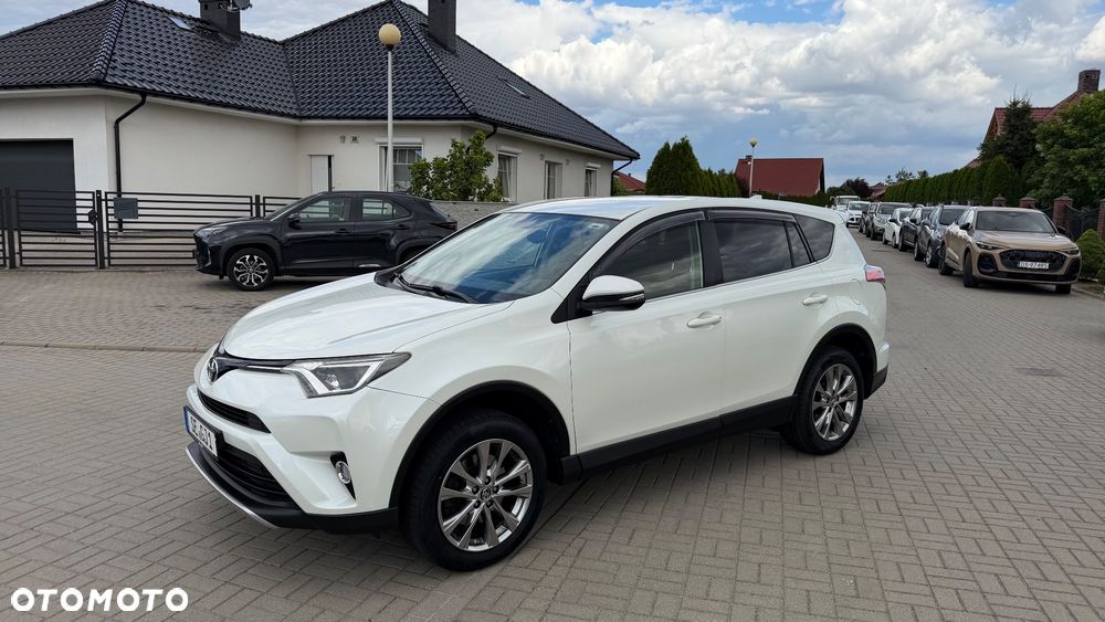 Toyota RAV4 2.0 D-4D 4x2 Start-Stop Executive - 2