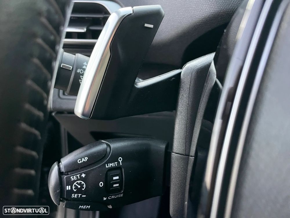 Peugeot 5008 BlueHDI 130 EAT8 Crossway - 25