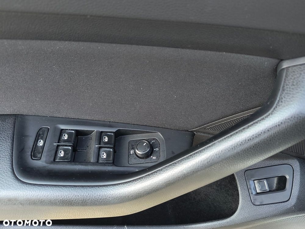 Volkswagen Passat - 20