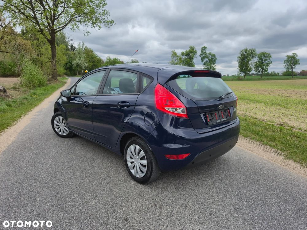 Ford Fiesta 1.25 Trend - 23