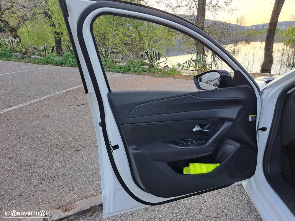 Peugeot 308 BlueHDi 130 Active Pack - 11