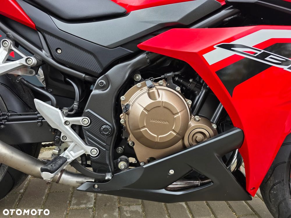 Honda CBR - 24