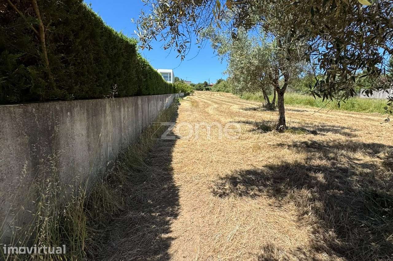 Terreno Urbano para Moradia Bifamiliar em Casével, Condeixa. - Grande imagem: 5/15