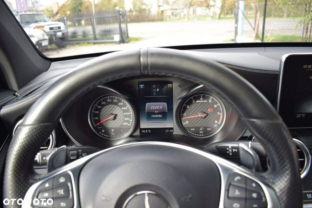 Mercedes-Benz GLC AMG 63 4Matic+ AMG Speedshift MCT - 10