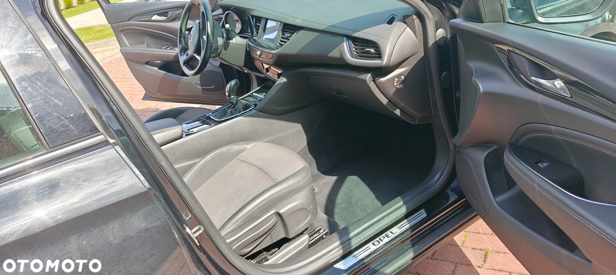 Opel Insignia - 11