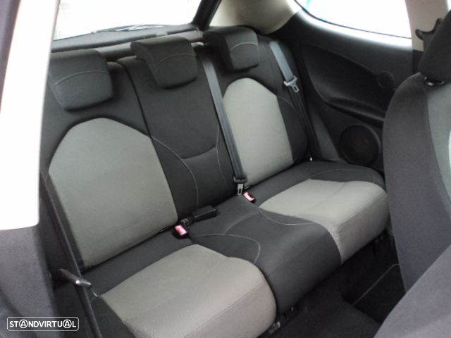 Alfa Romeo MiTo 1.3 JTD Distinctive - 8