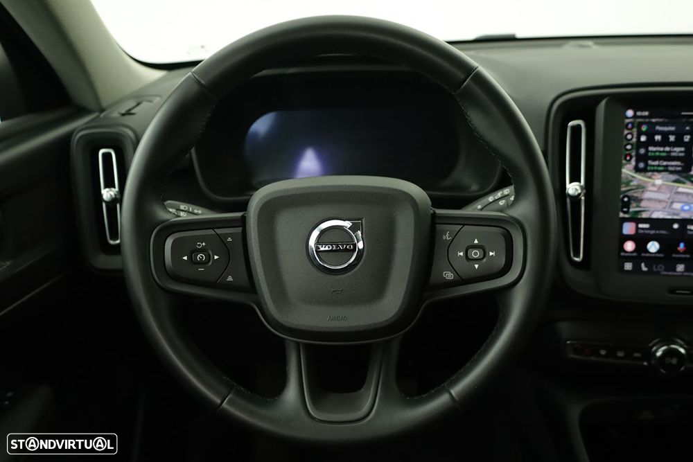 Volvo XC 40 2.0 B3 Essential - 14