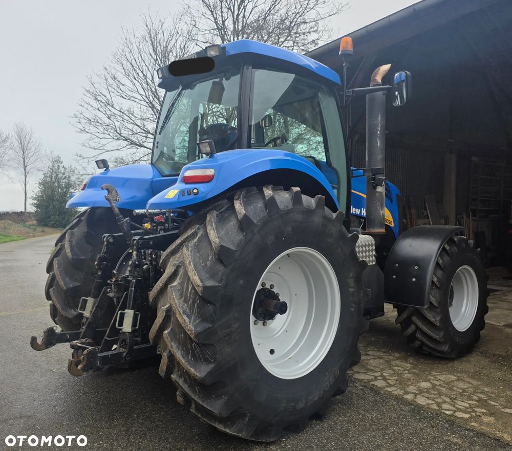 New Holland T8020 - 5