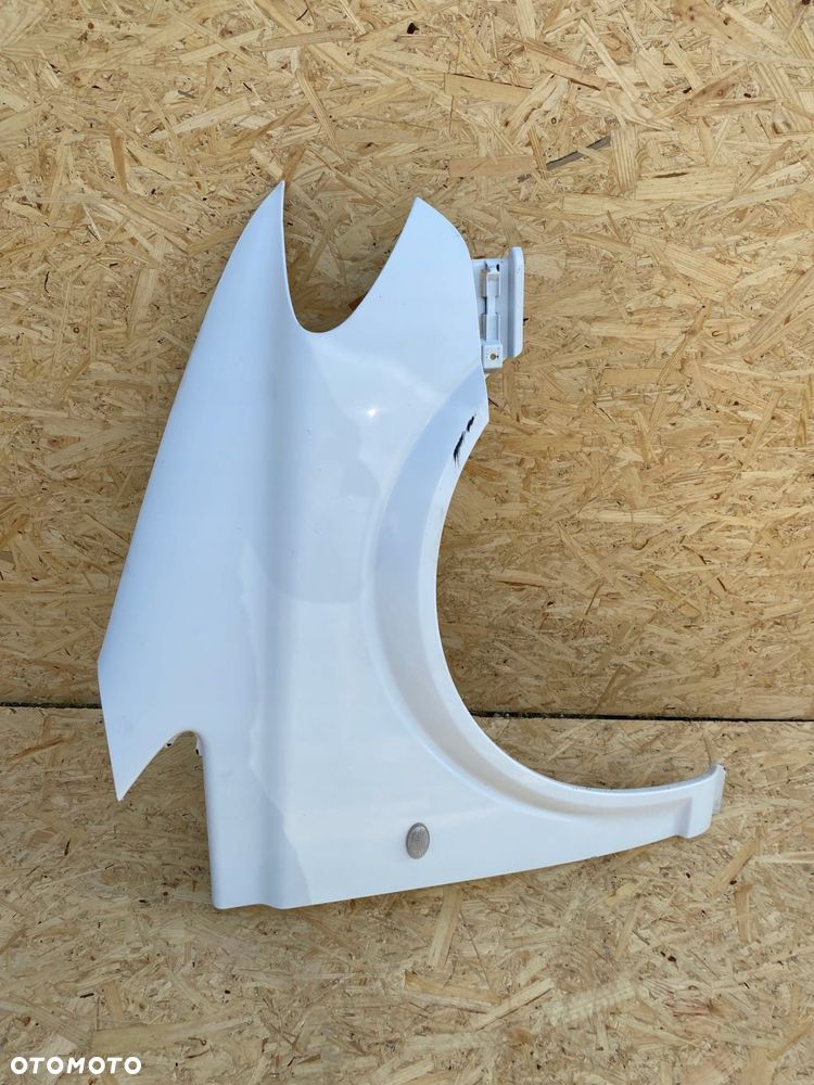 błotnik prawy mercedes vito w639 a6396304707 - 1