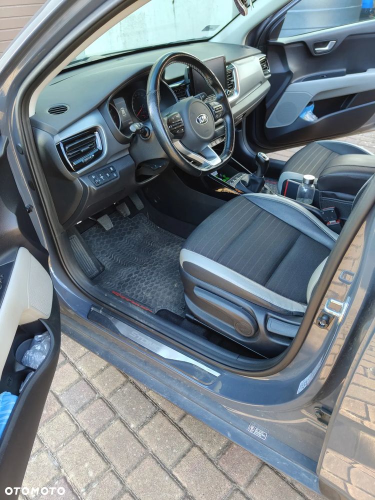 Kia Stonic 1.0 T-GDI L Business Line - 14