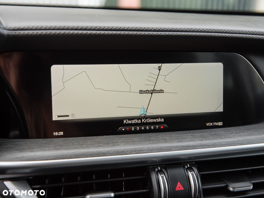 Alfa Romeo Stelvio - 25