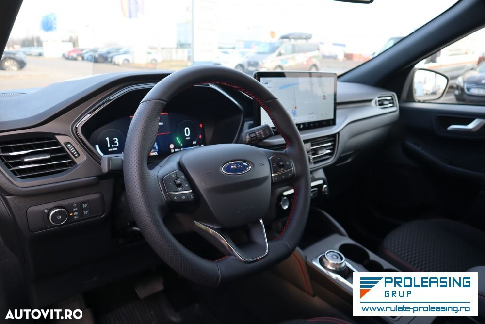Ford Kuga - 10