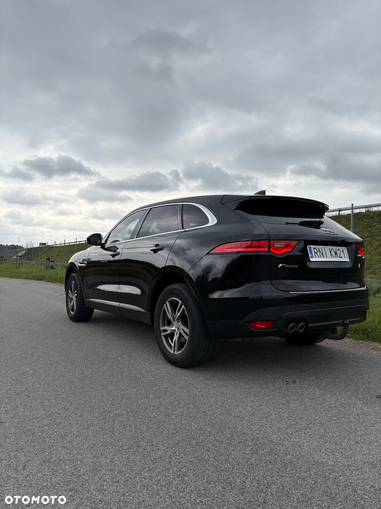 Jaguar F-Pace - 15