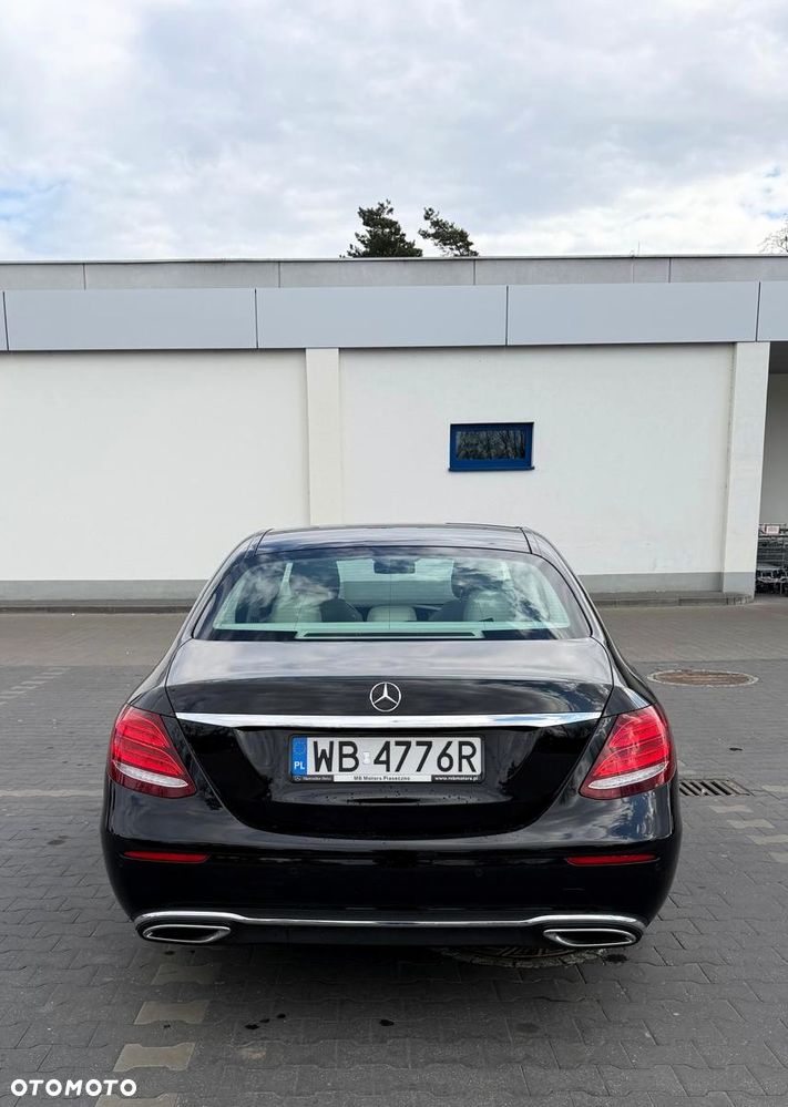 Mercedes-Benz Klasa E 220 d 9G-TRONIC - 8