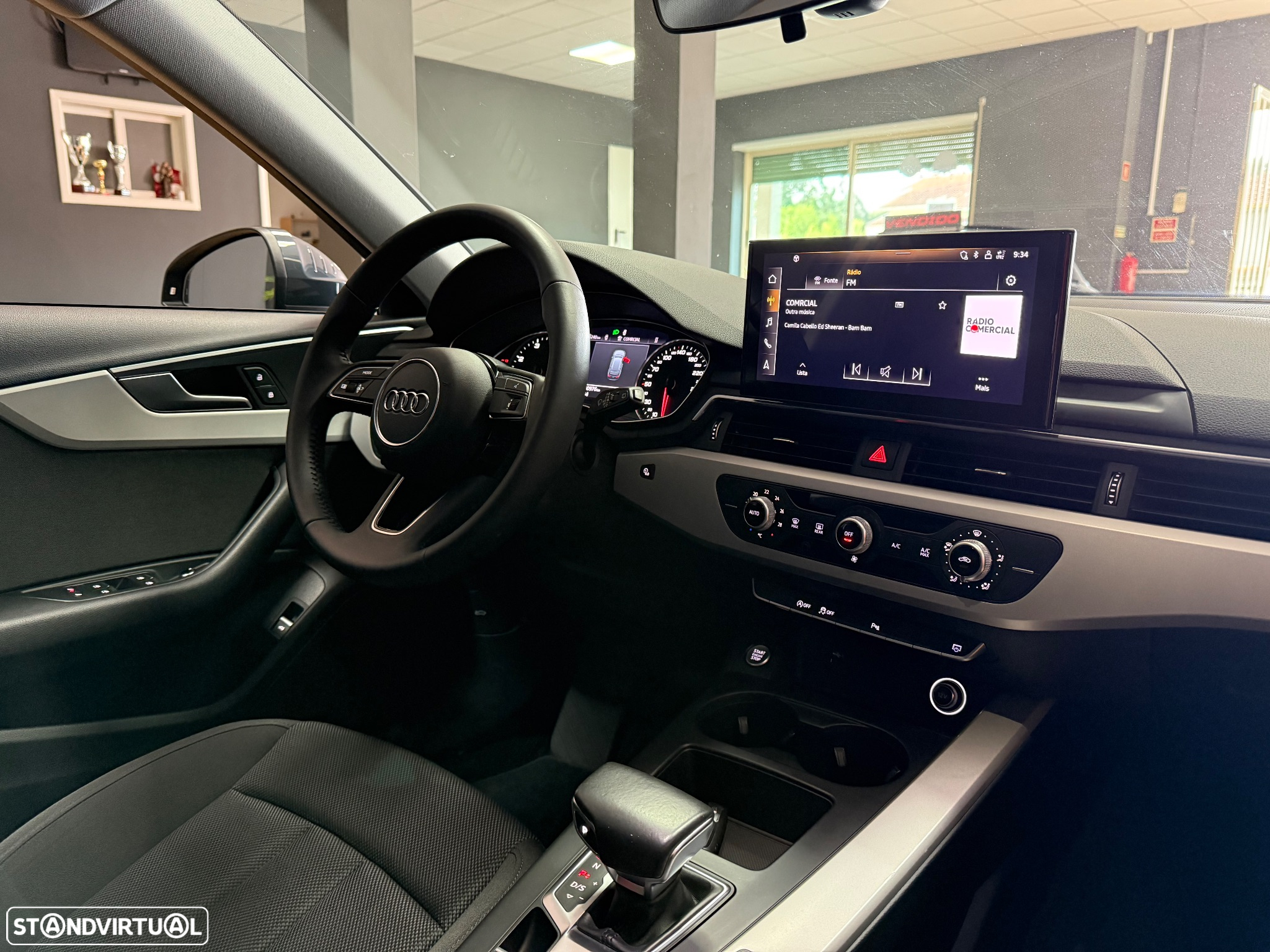 Audi A4 Avant 35 TDI S tronic - 12