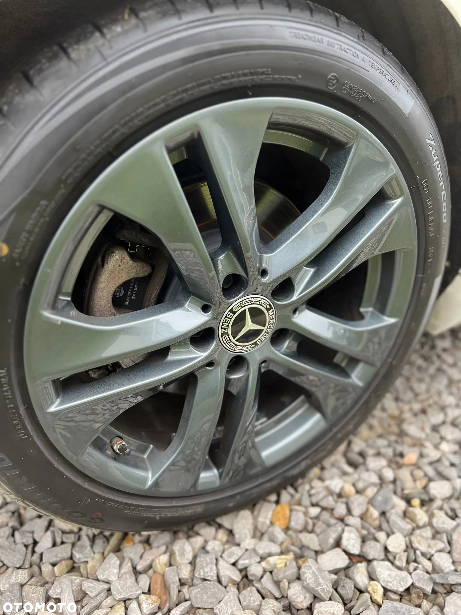 Mercedes-Benz CLA 250 4Matic 7G-DCT - 12