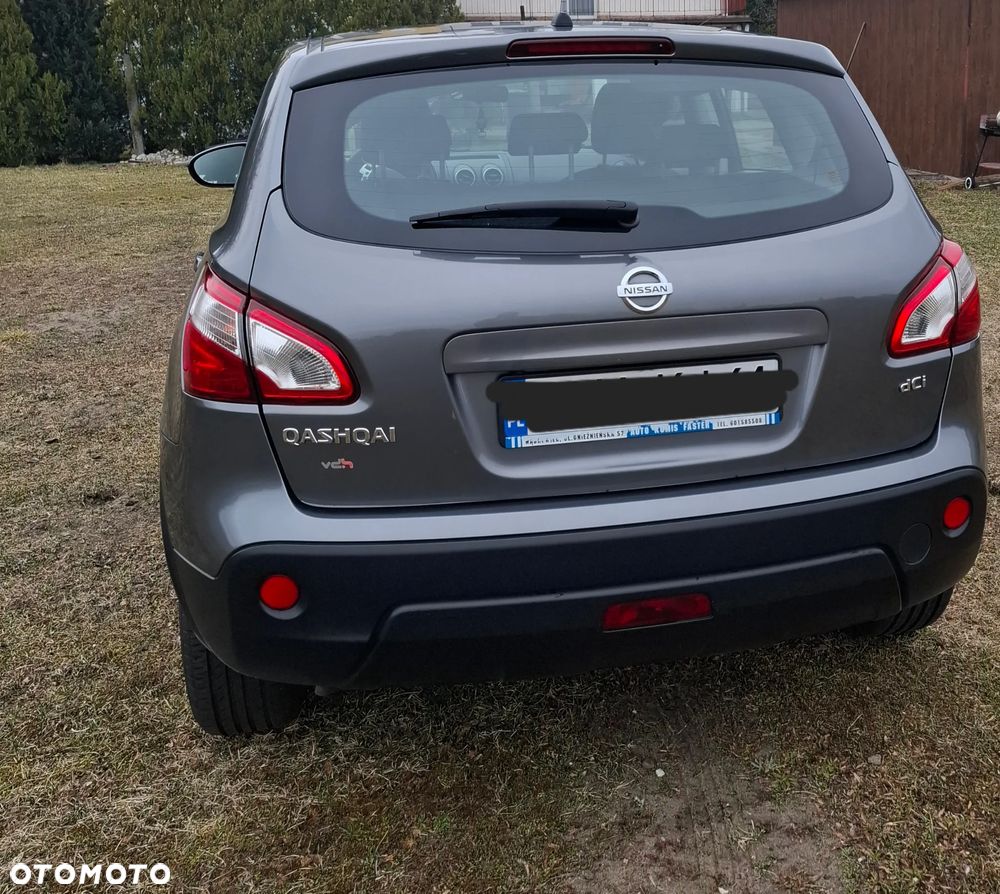 Nissan Qashqai 1.5 dCi DPF 360 - 2