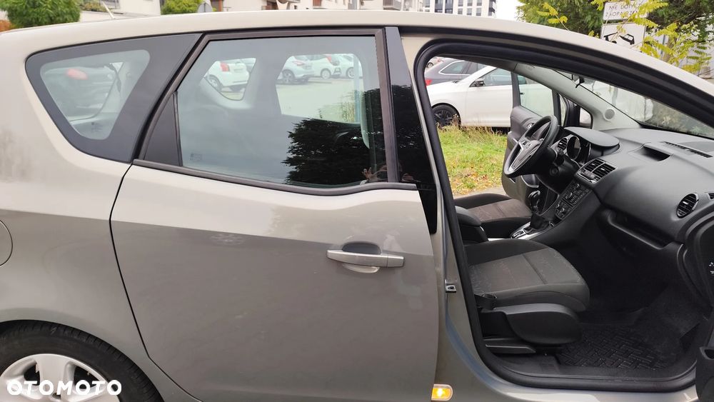 Opel Meriva - 9