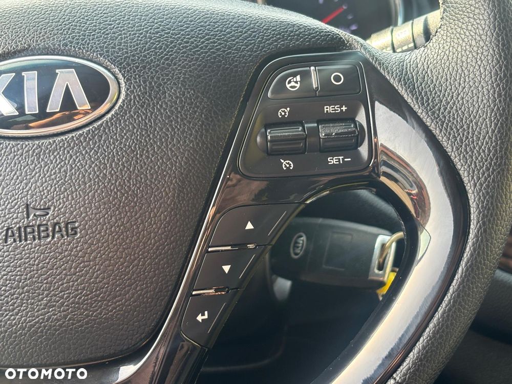 Kia Ceed 1.6 GDI Platinum Edition - 20