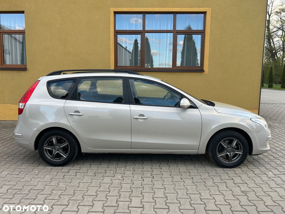 Hyundai i30 i30cw 1.6 Edition Plus - 4