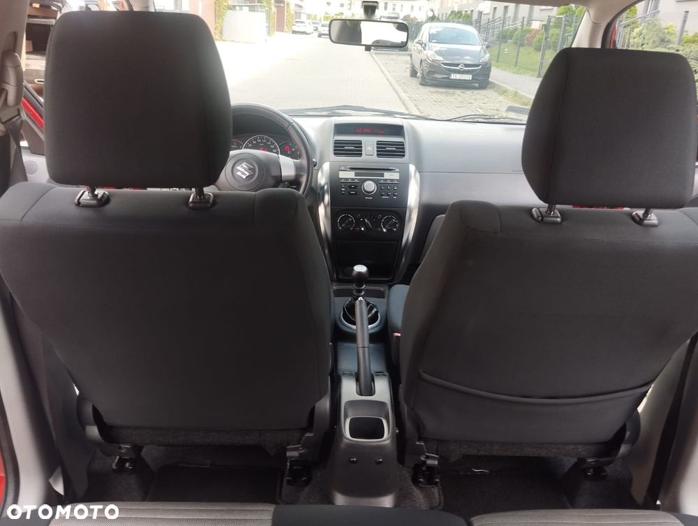 Suzuki SX4 - 16