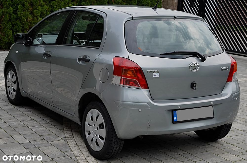 Toyota Yaris 1.33 Sol - 3