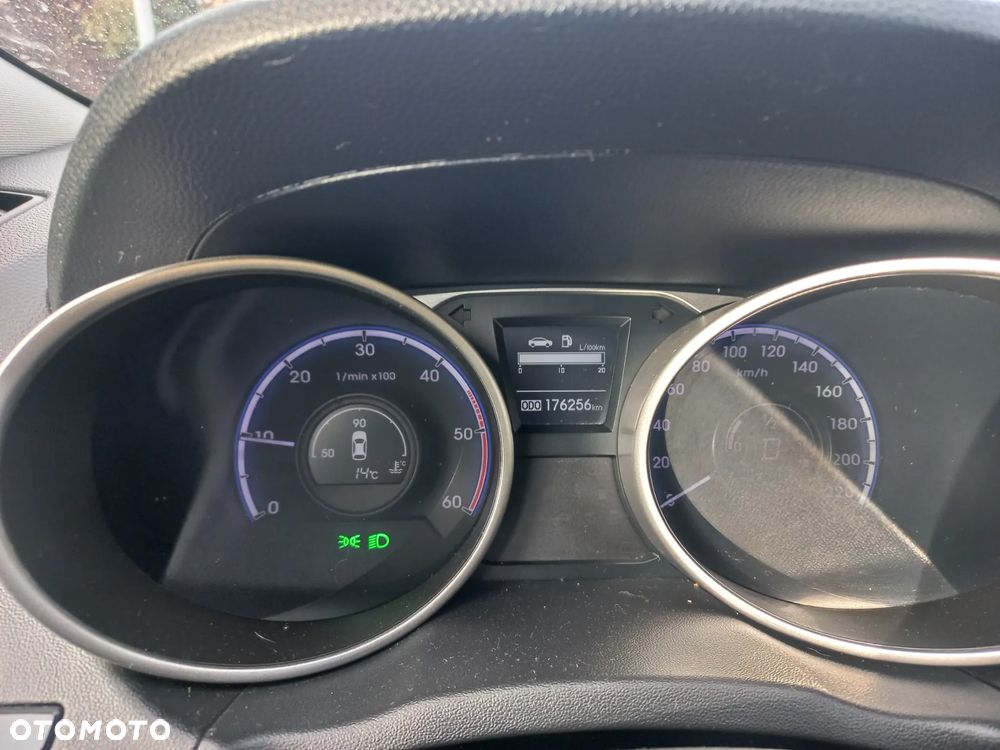 Hyundai ix35 - 27