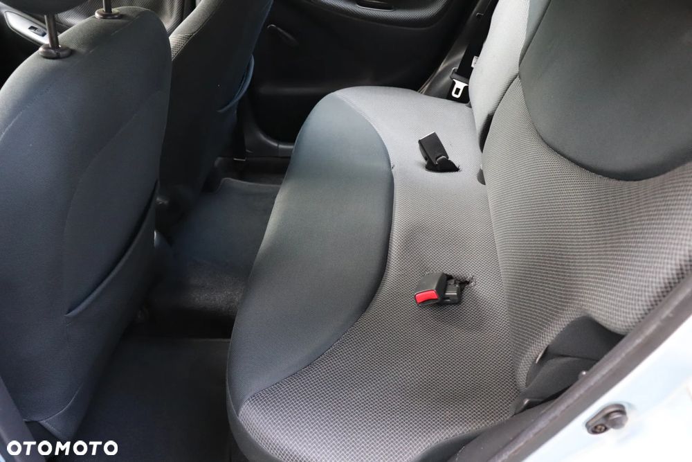 Toyota Yaris 1.0 Blue - 14