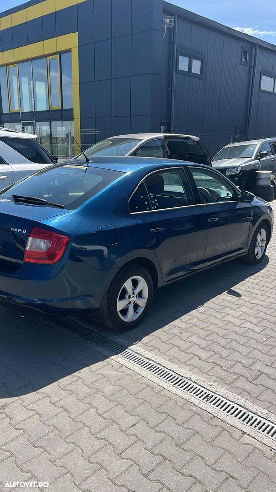 Dezmembram Skoda Rapid 1.6 diesel din 2015 - 3