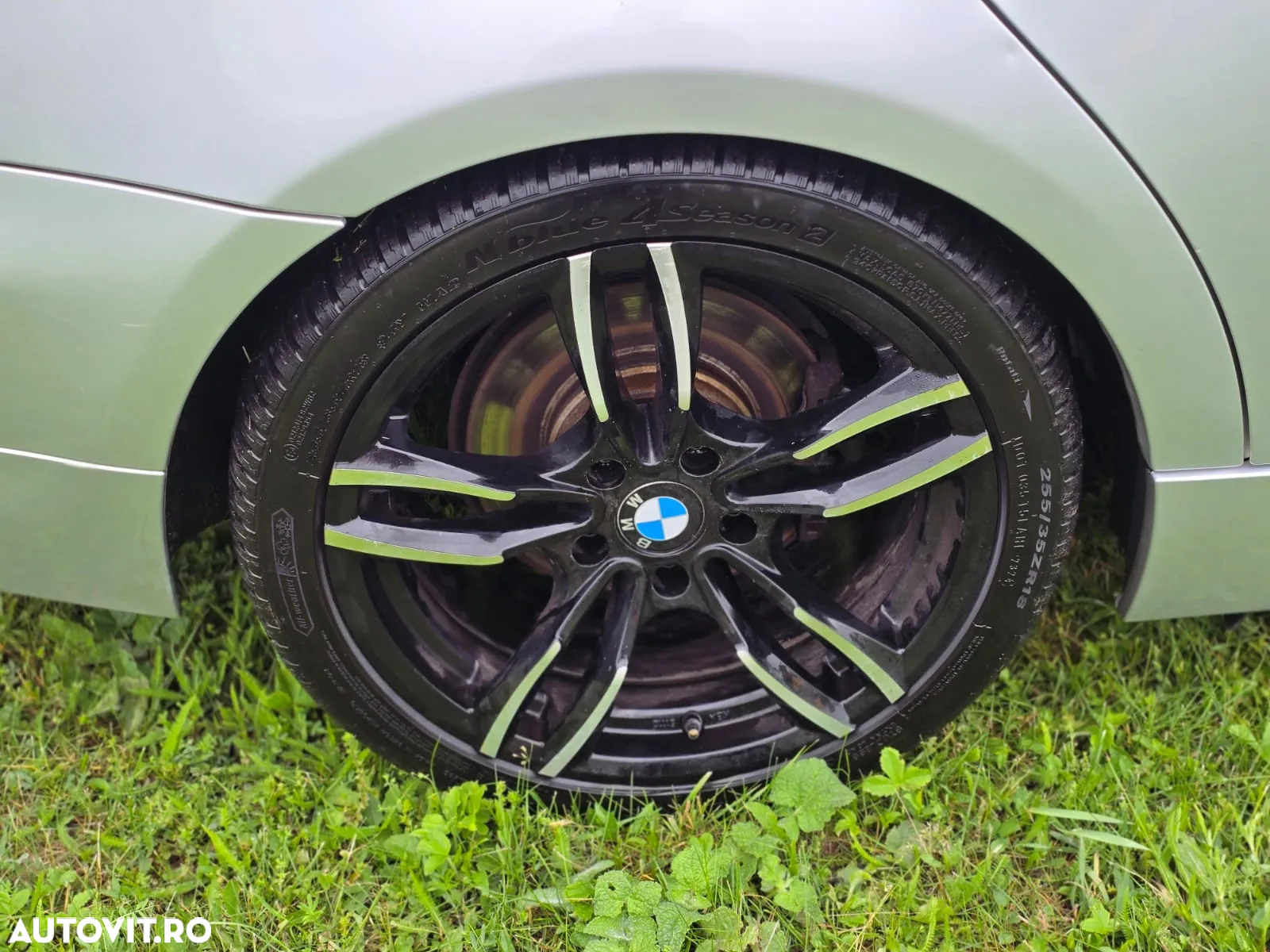 BMW Seria 3 320d DPF Touring Aut. - 18