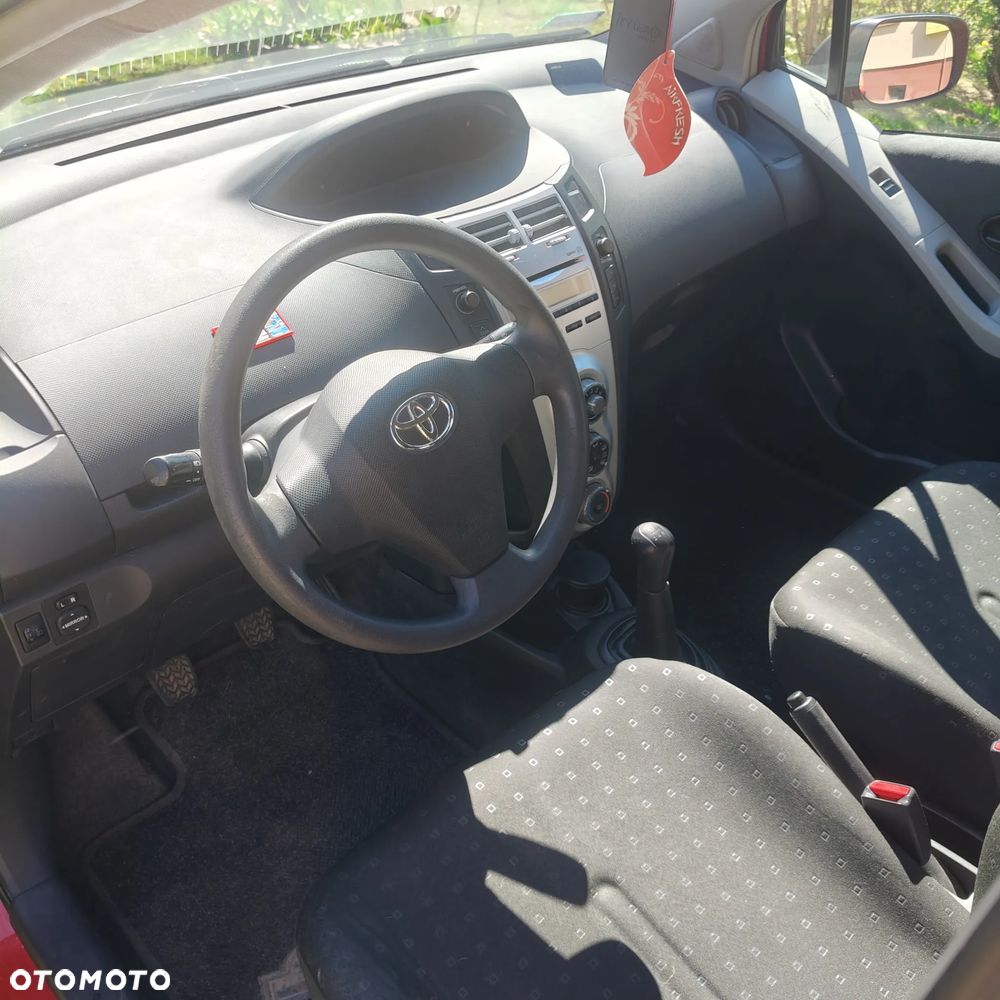 Toyota Yaris 1.0 VVT-i Life - 5