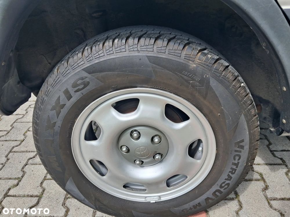Toyota RAV4 2.0 GLi - 14