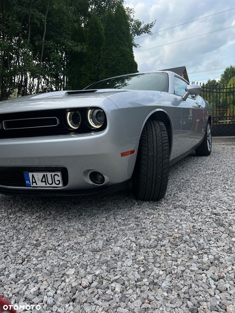 Dodge Challenger 3.6 SXT Plus - 11