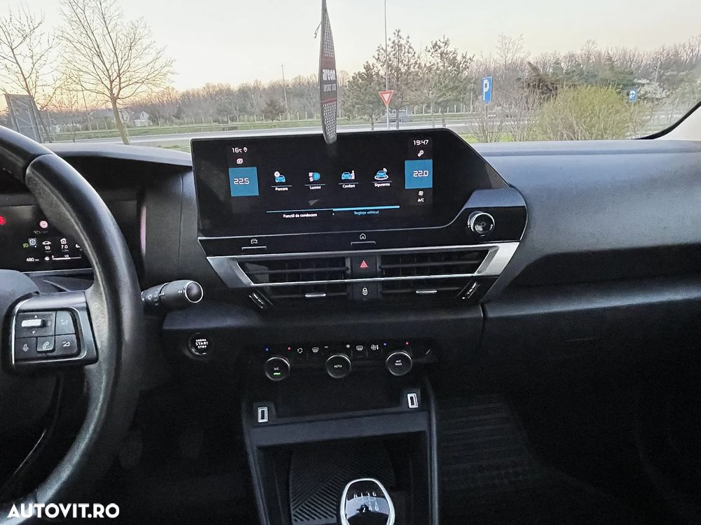Citroën C4 PureTech 100 Stop&Start FEEL - 22