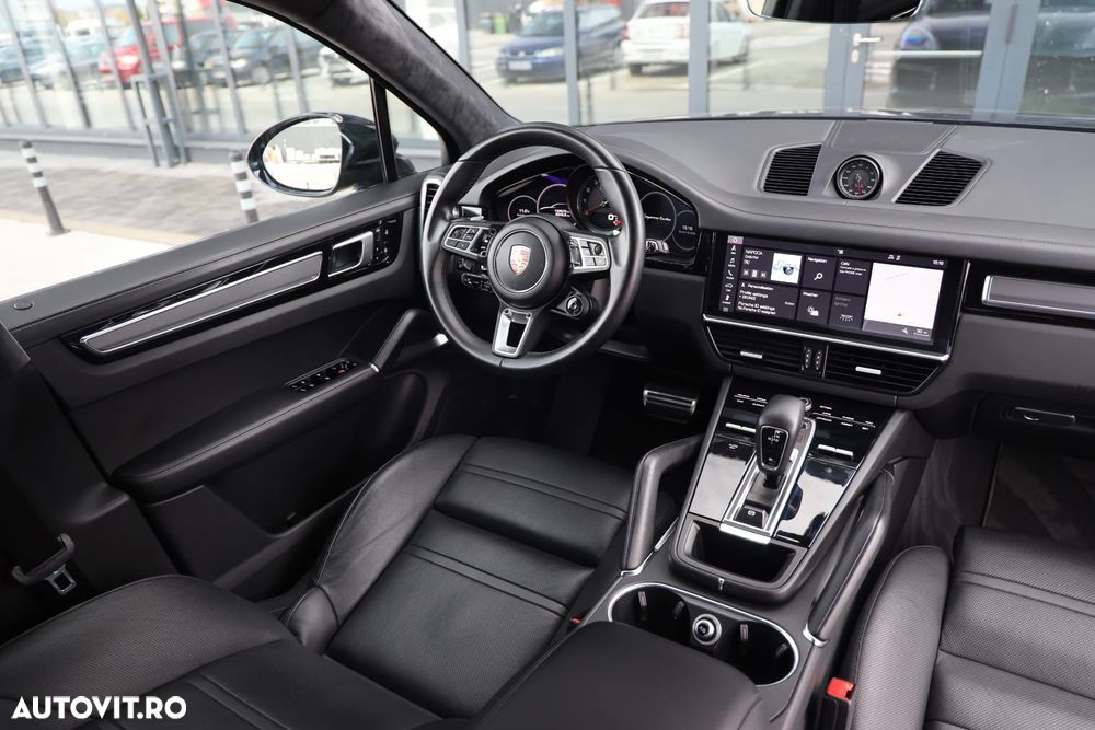 Porsche Cayenne Turbo Tiptronic S - 18