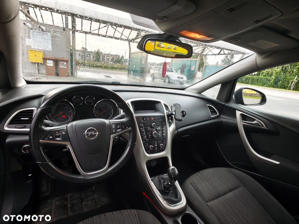 Opel Astra 1.7 CDTI - 10