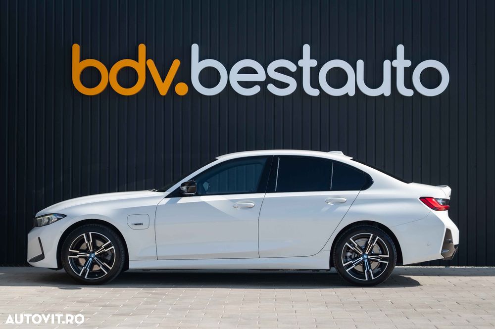 BMW Seria 3 330e xDrive Aut. M Sport - 10